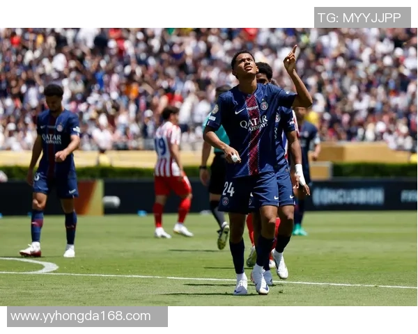 世界杯激战巴黎圣日耳曼逆转多特蒙德补时绝杀引爆全场激情