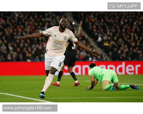 巴黎圣日耳曼大胜曼联引发转会传闻全场沸腾的瞬间回顾