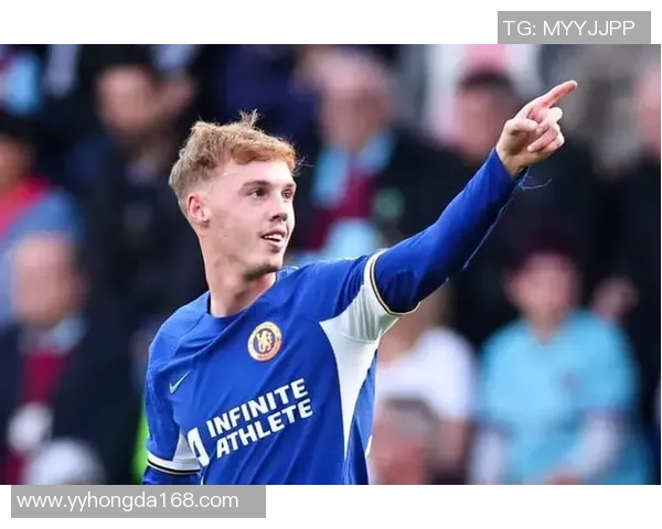 英超赛场惊现冷门那不勒斯逆转莱比锡上演帽子戏法精彩瞬间