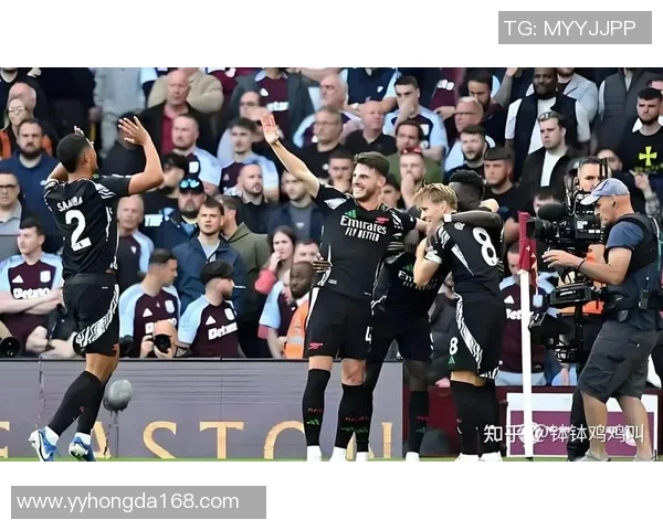 欧冠大战平局热刺与阿森纳激战90分钟补时进球引爆全场气氛